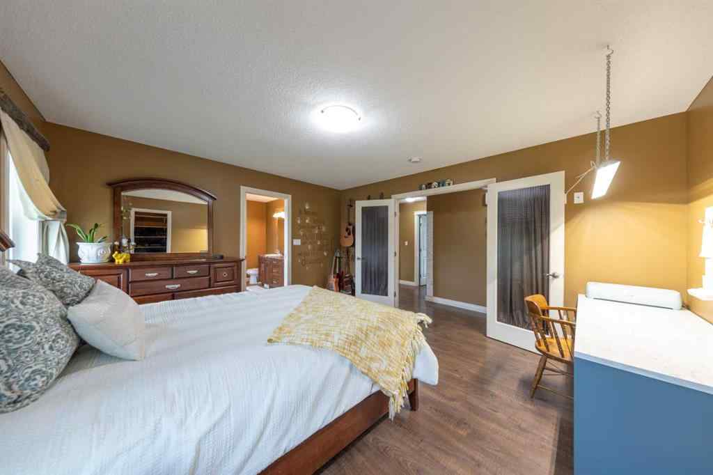 MLS® A2254093 - 406 6 Street N in Marwayne Marwayne, Residential
