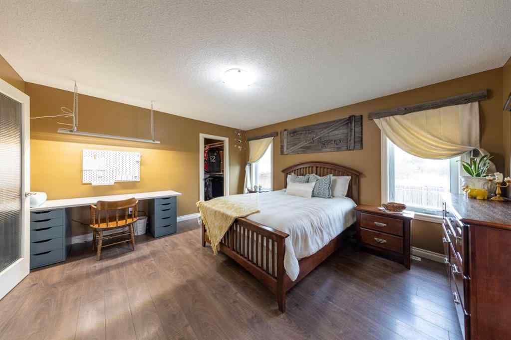 MLS® A2254093 - 406 6 Street N in Marwayne Marwayne, Residential