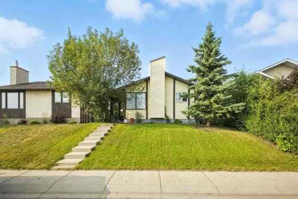 MLS® A2254096 - 6336 Falton Road NE in Falconridge Calgary, Residential