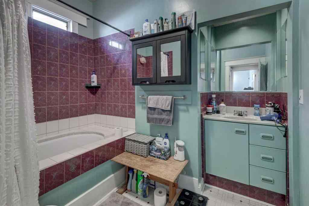 MLS® A2254097 - 2213 8 Avenue SE in Inglewood Calgary, Residential