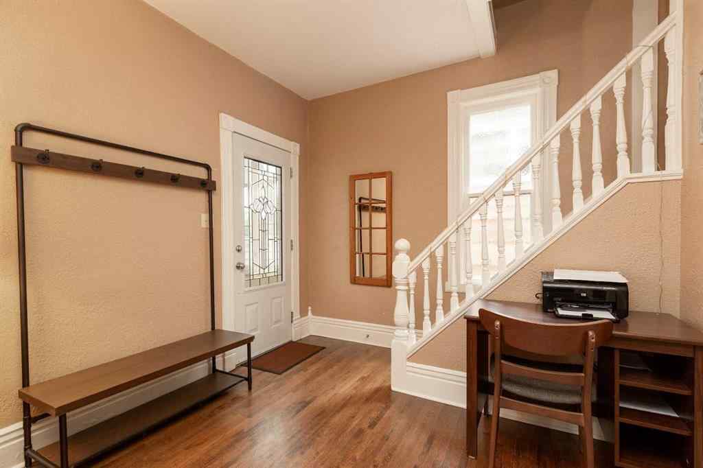 MLS® A2254103 - 818 6 Avenue S in London Road Lethbridge, Residential