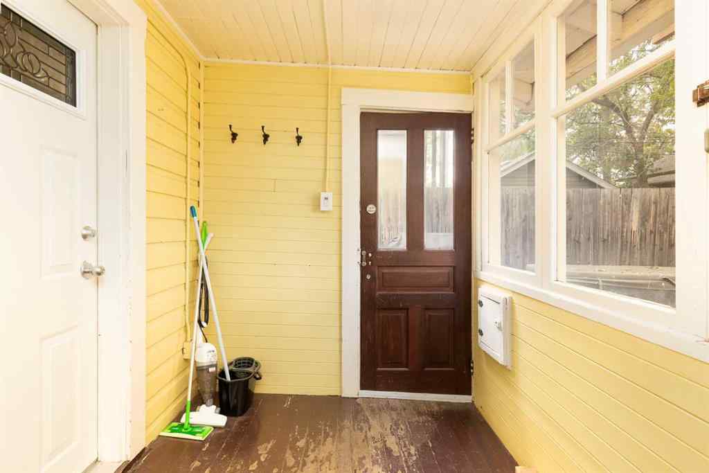 MLS® A2254103 - 818 6 Avenue S in London Road Lethbridge, Residential