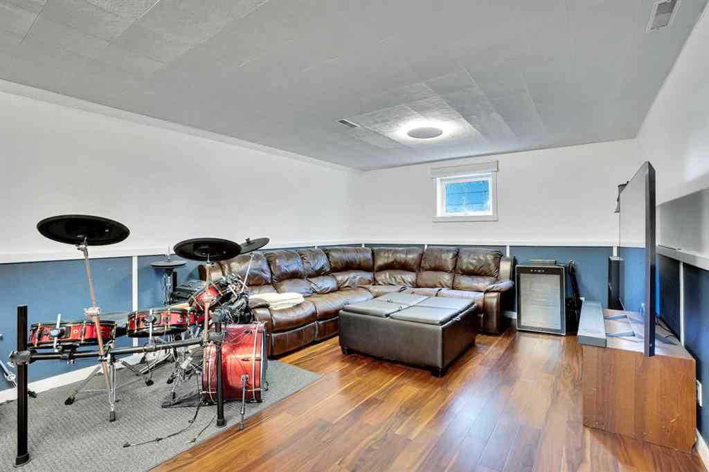 MLS® A2254108 - 210 2 Avenue  in NONE Linden, Residential