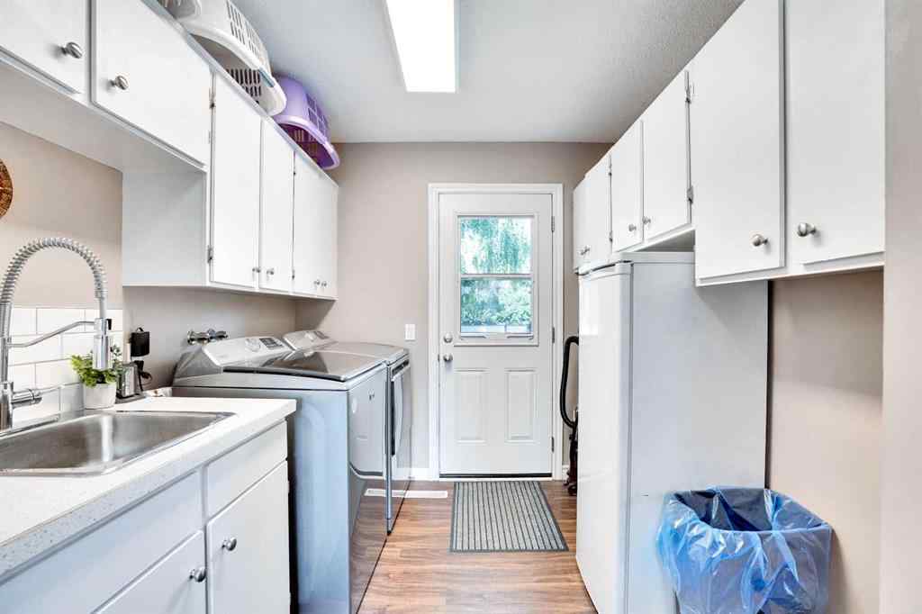 MLS® A2254108 - 210 2 Avenue  in NONE Linden, Residential