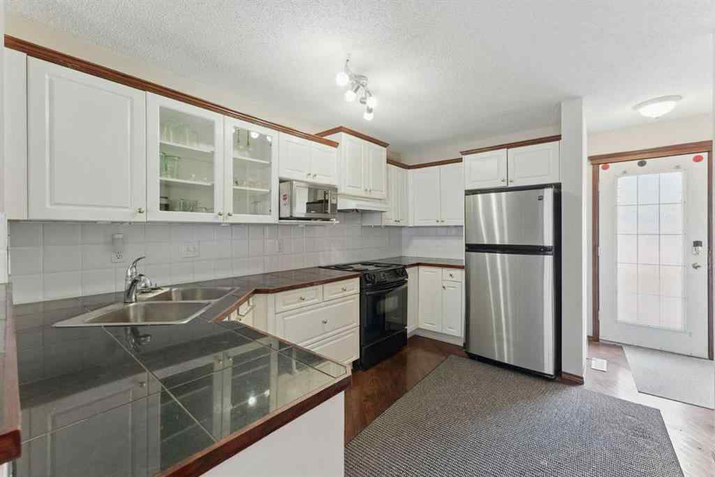 MLS® A2254111 - 206 Coral Cove NE in Coral Springs Calgary, Residential