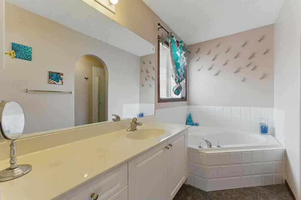 MLS® A2254111 - 206 Coral Cove NE in Coral Springs Calgary, Residential