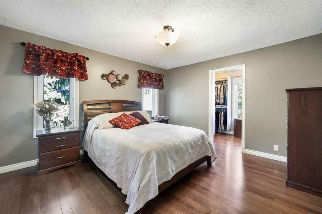 MLS® A2254112 - 1048 Hunterdale Place NW in Huntington Hills Calgary, Residential
