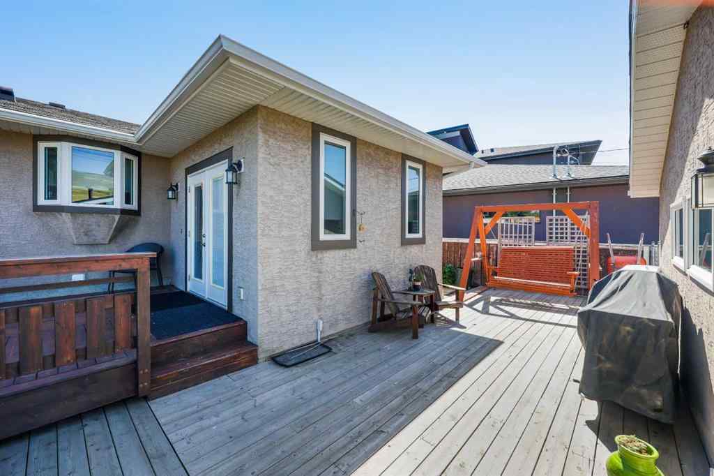 MLS® A2254112 - 1048 Hunterdale Place NW in Huntington Hills Calgary, Residential