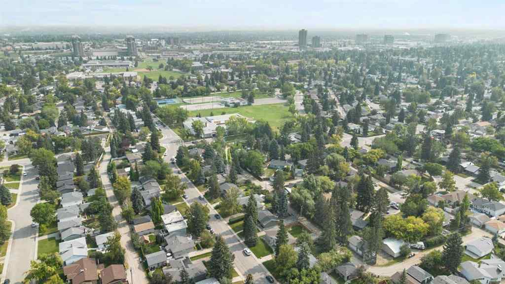 MLS® A2254113 - 1327 87 Avenue SW in Haysboro Calgary, Residential