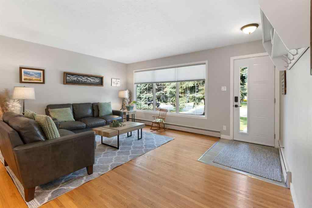 MLS® A2254113 - 1327 87 Avenue SW in Haysboro Calgary, Residential