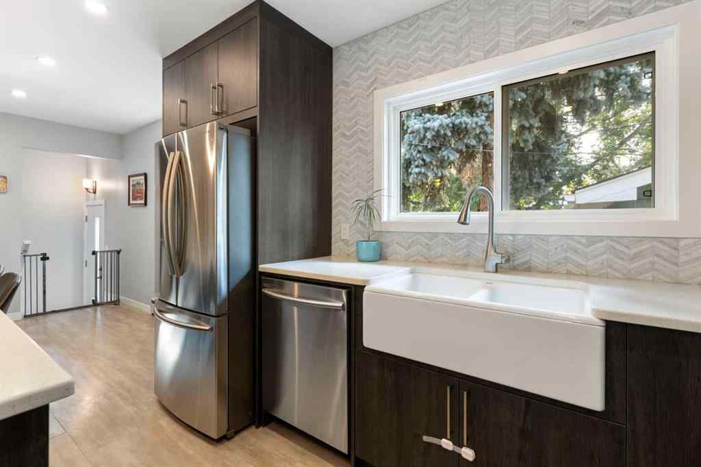 MLS® A2254113 - 1327 87 Avenue SW in Haysboro Calgary, Residential