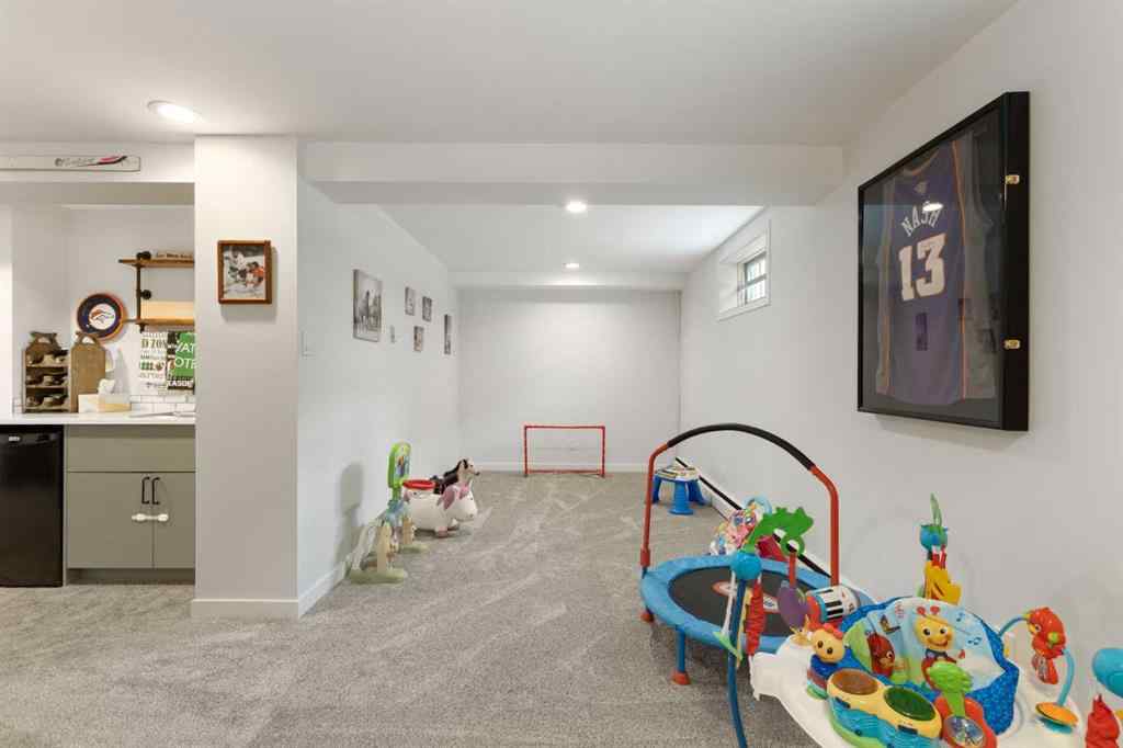 MLS® A2254113 - 1327 87 Avenue SW in Haysboro Calgary, Residential