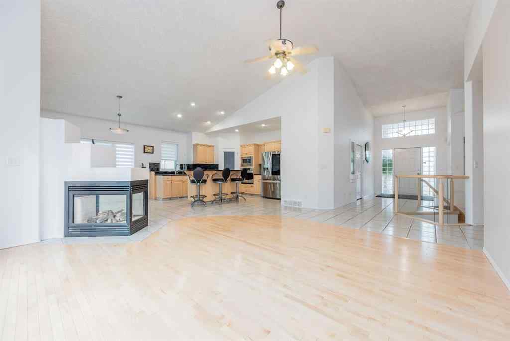 MLS® A2254114 - 9705 61 Avenue  in Country Club West Grande Prairie, Residential