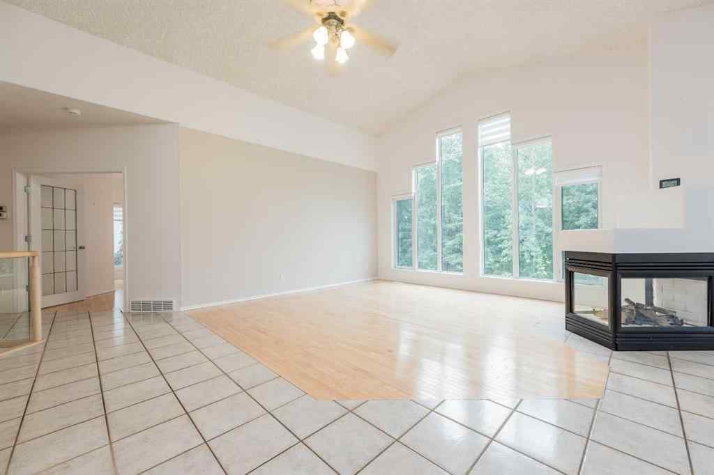 MLS® A2254114 - 9705 61 Avenue  in Country Club West Grande Prairie, Residential
