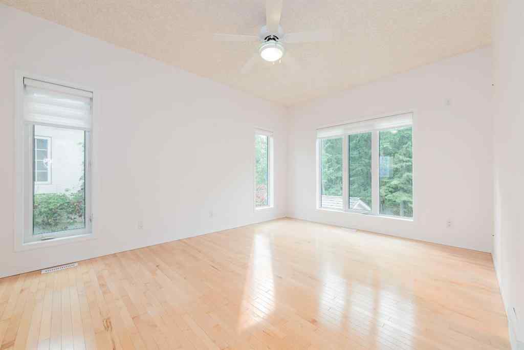 MLS® A2254114 - 9705 61 Avenue  in Country Club West Grande Prairie, Residential