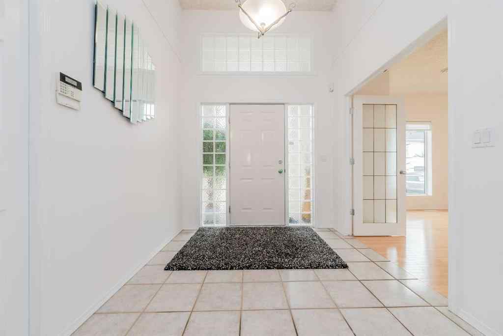 MLS® A2254114 - 9705 61 Avenue  in Country Club West Grande Prairie, Residential