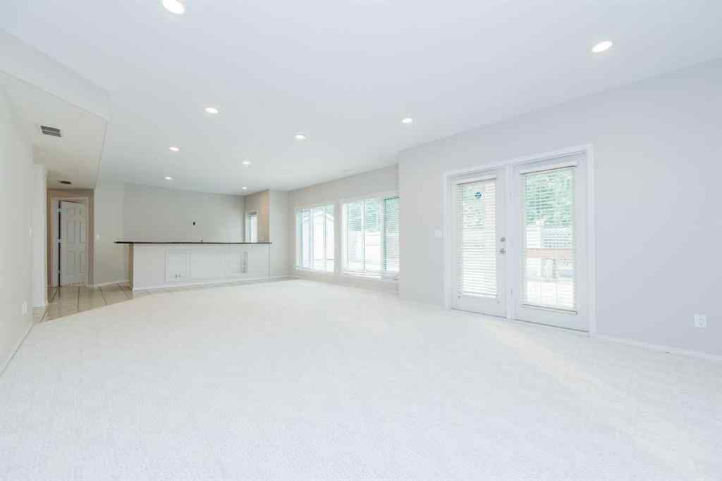 MLS® A2254114 - 9705 61 Avenue  in Country Club West Grande Prairie, Residential