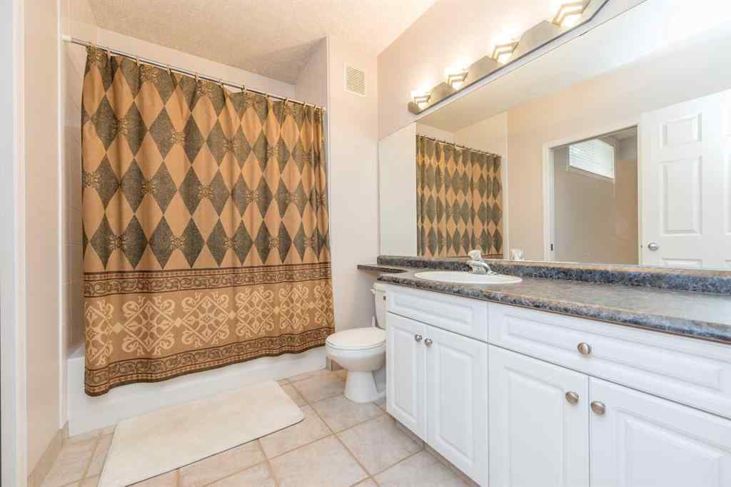 MLS® A2254114 - 9705 61 Avenue  in Country Club West Grande Prairie, Residential