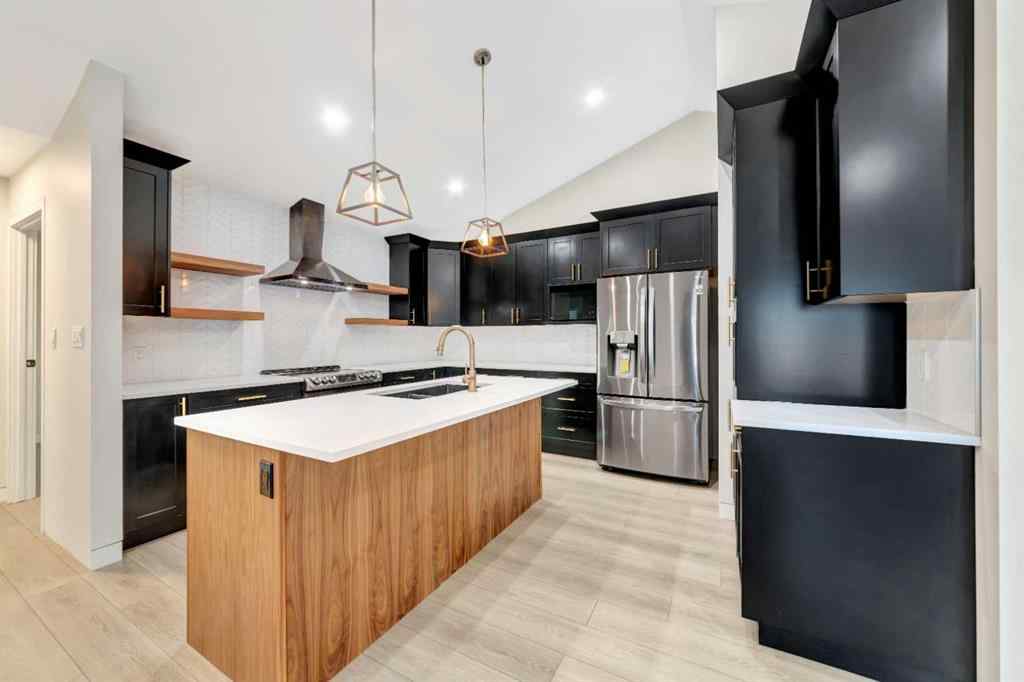 MLS® A2254115 - 5504 14 Street  in College Park Lloydminster, Residential