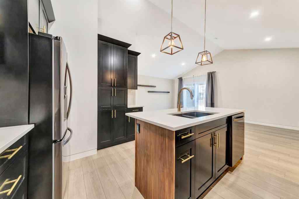 MLS® A2254115 - 5504 14 Street  in College Park Lloydminster, Residential