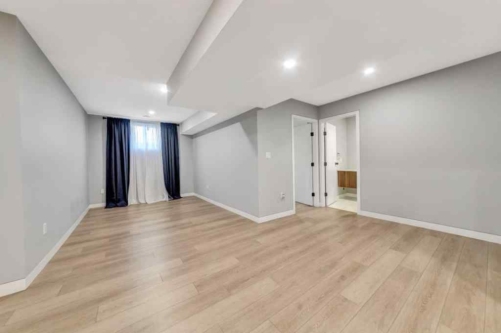 MLS® A2254115 - 5504 14 Street  in College Park Lloydminster, Residential