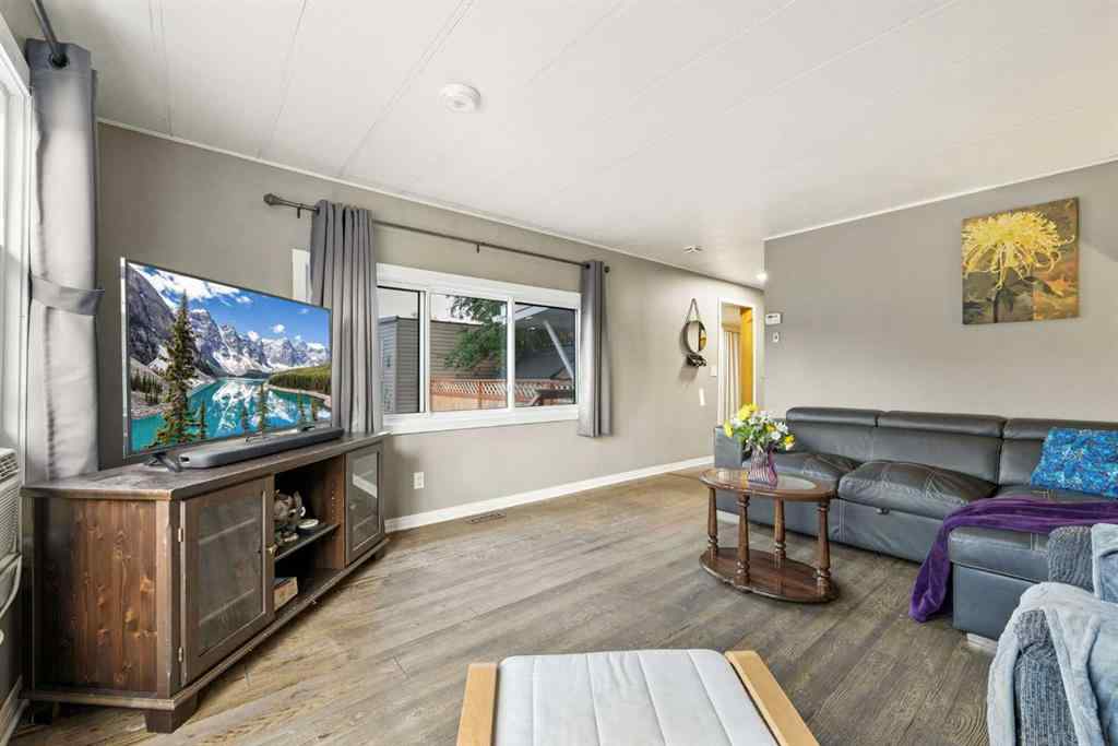MLS® A2254118 - 109 Sunset Way NE in North Central High River High River, Mobile