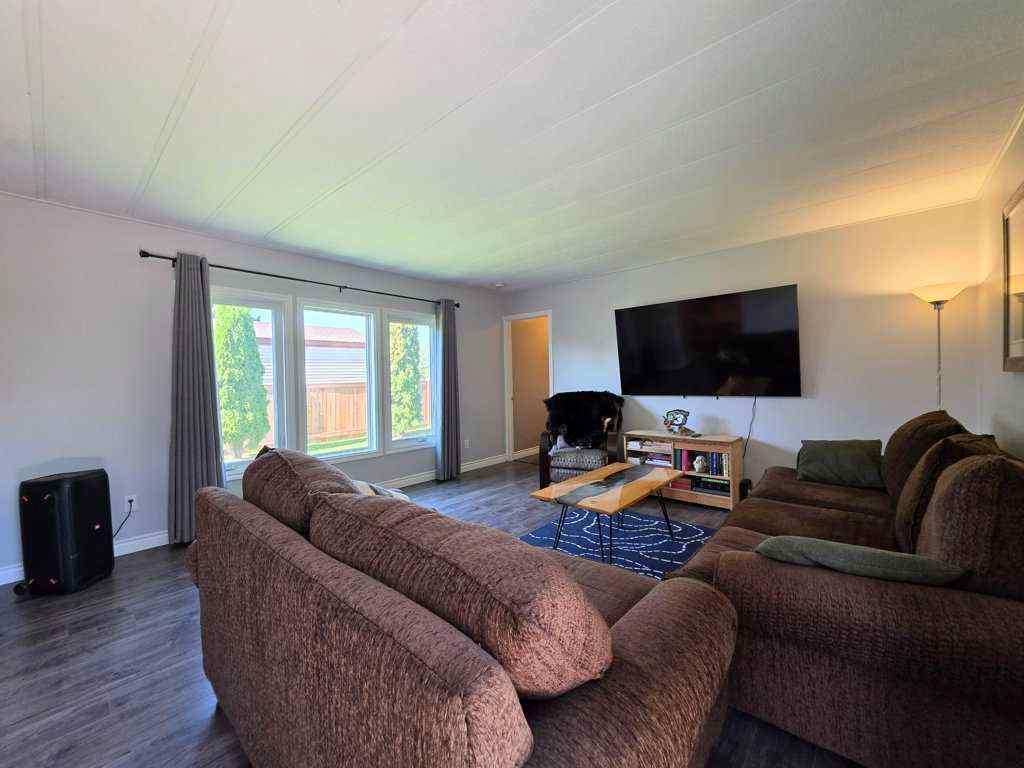 MLS® A2254119 - 604 1A Avenue SW in NONE Slave Lake, Residential