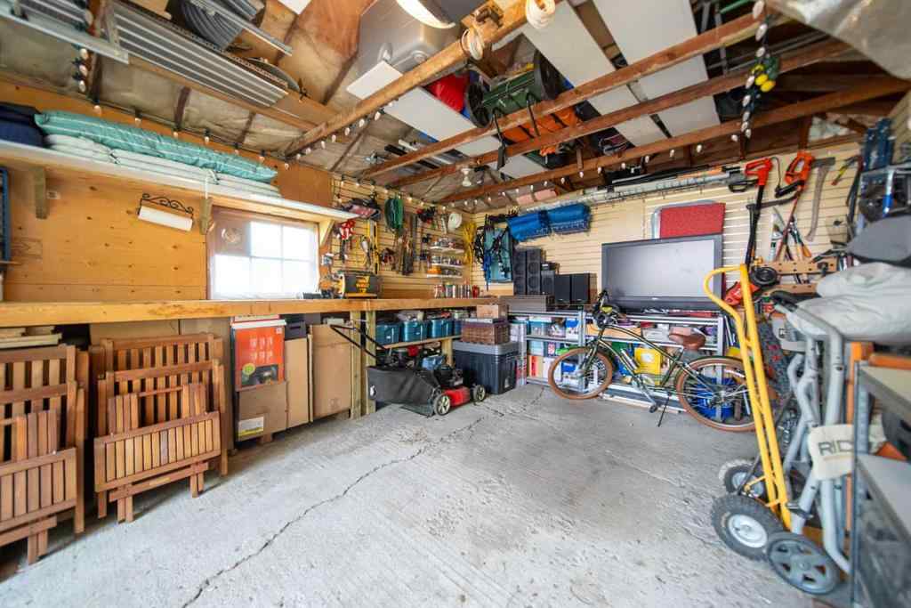 MLS® A2254121 - 4303 19 Avenue SW in Glendale Calgary, Residential
