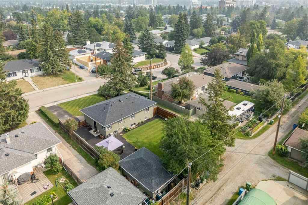 MLS® A2254121 - 4303 19 Avenue SW in Glendale Calgary, Residential
