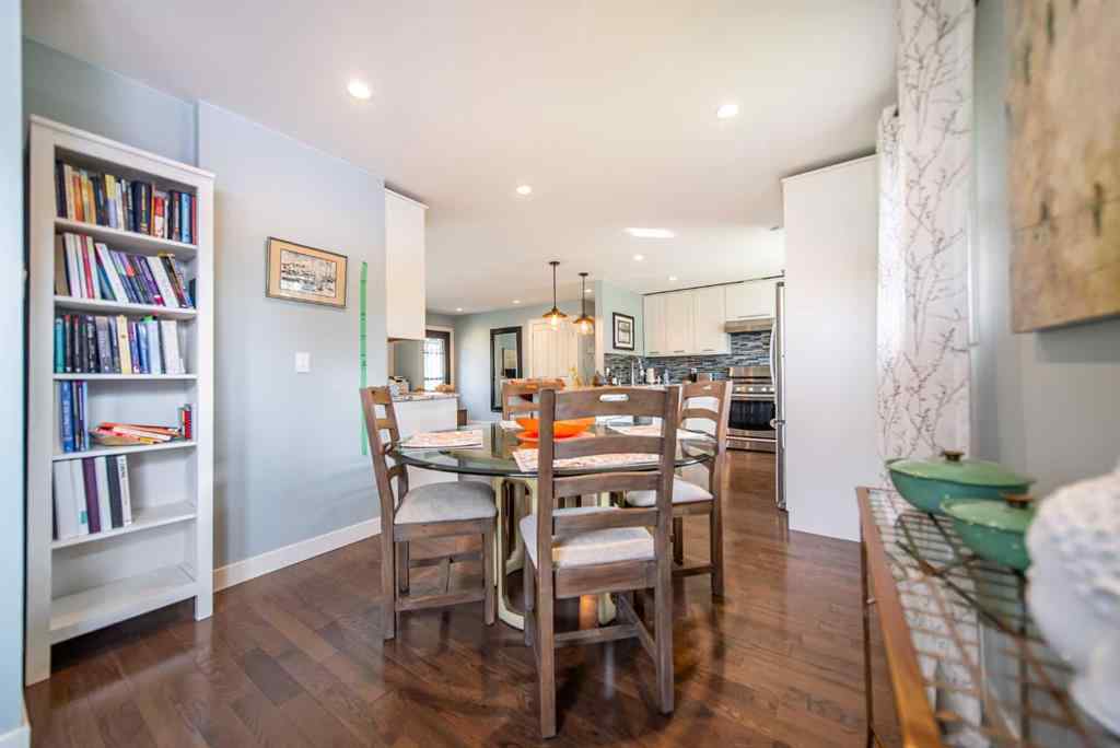 MLS® A2254121 - 4303 19 Avenue SW in Glendale Calgary, Residential