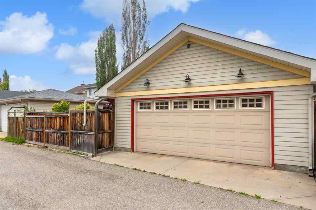MLS® A2254122 - 138 Prestwick Landing SE in McKenzie Towne Calgary, Residential