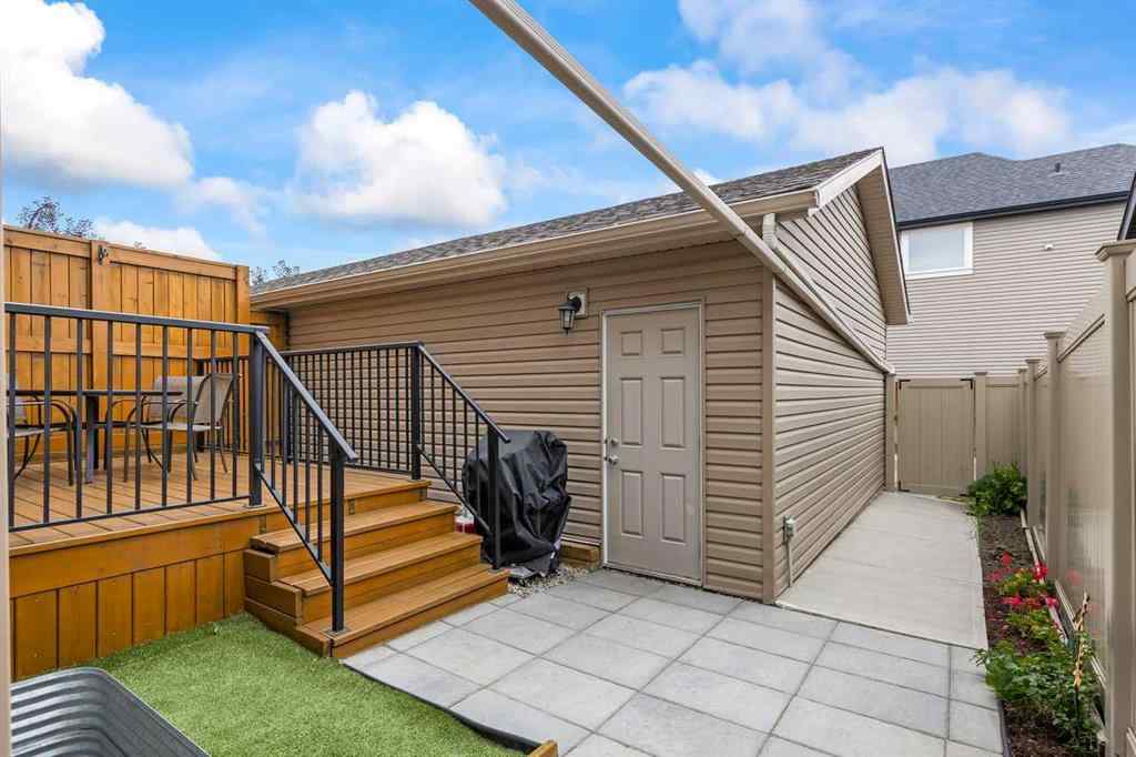 MLS® A2254128 - 1545 Legacy Circle SE in Legacy Calgary, Residential