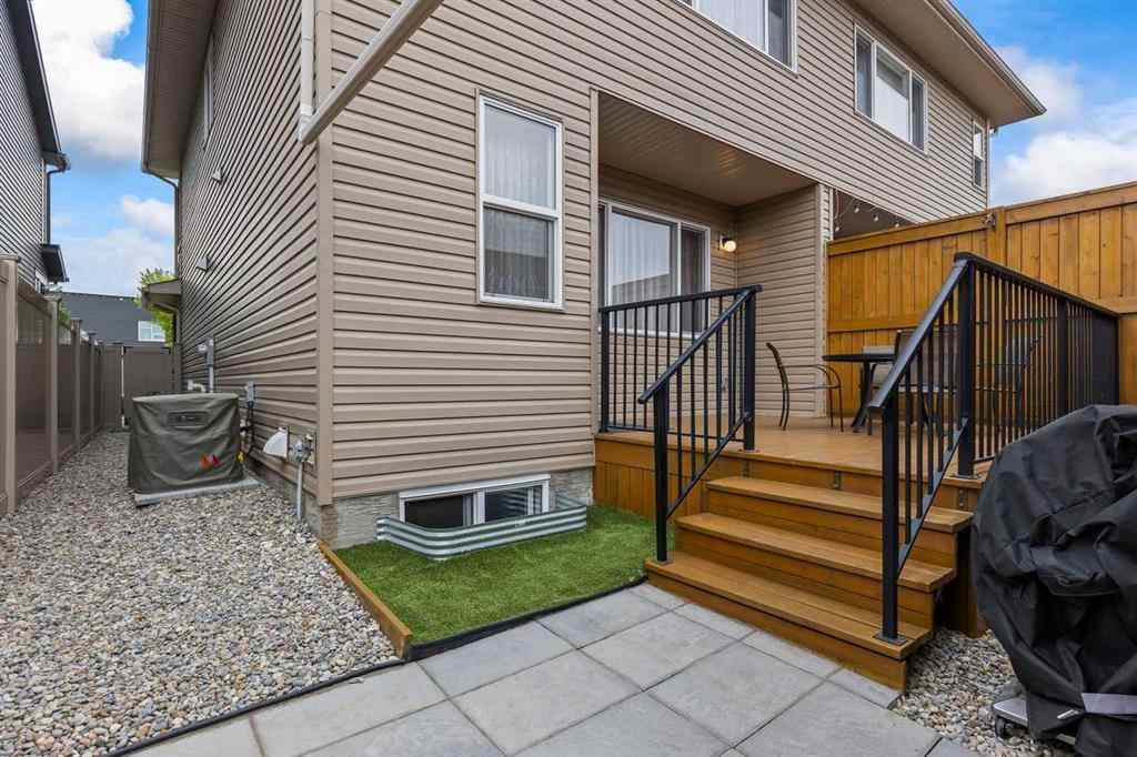 MLS® A2254128 - 1545 Legacy Circle SE in Legacy Calgary, Residential