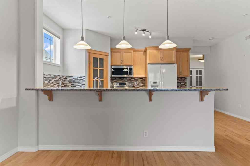 MLS® A2254129 - Unit #242 30 Sierra Morena Landing SW in Signal Hill Calgary, Residential