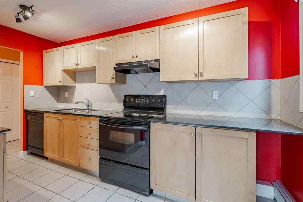 MLS® A2254131 - Unit #401 823 19 Avenue SW in Lower Mount Royal Calgary, Residential