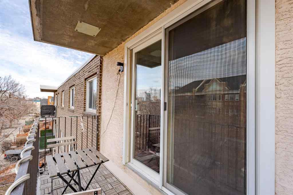 MLS® A2254131 - Unit #401 823 19 Avenue SW in Lower Mount Royal Calgary, Residential