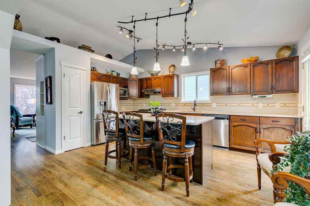 MLS® A2254134 - 29 West Terrace Drive  in West Terrace Cochrane, Residential