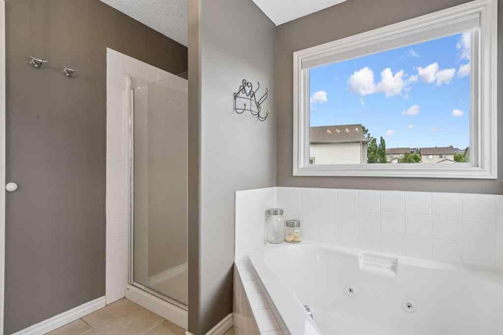 MLS® A2254135 - 241 Westmount Crescent  in Westmount_OK Okotoks, Residential