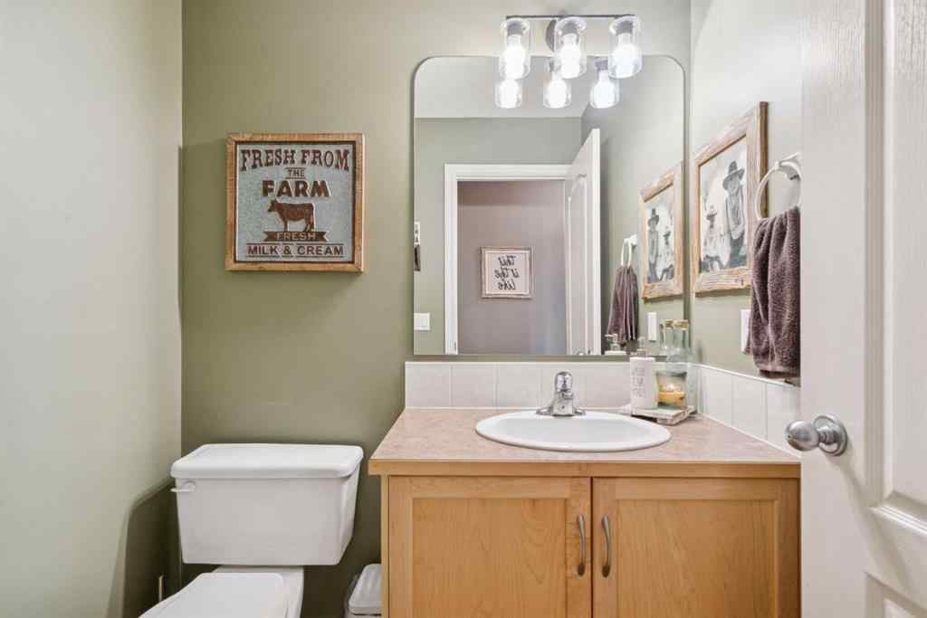 MLS® A2254135 - 241 Westmount Crescent  in Westmount_OK Okotoks, Residential