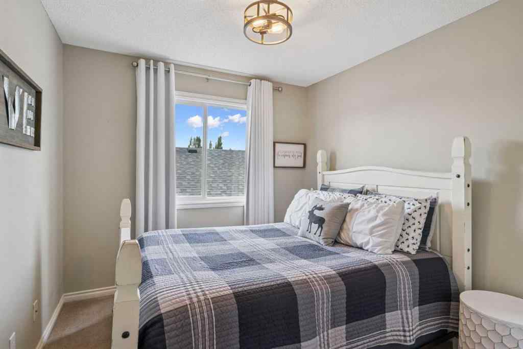 MLS® A2254135 - 241 Westmount Crescent  in Westmount_OK Okotoks, Residential