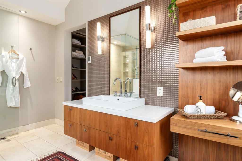 MLS® A2254138 - 955 Rideau Road SW in Rideau Park Calgary, Residential