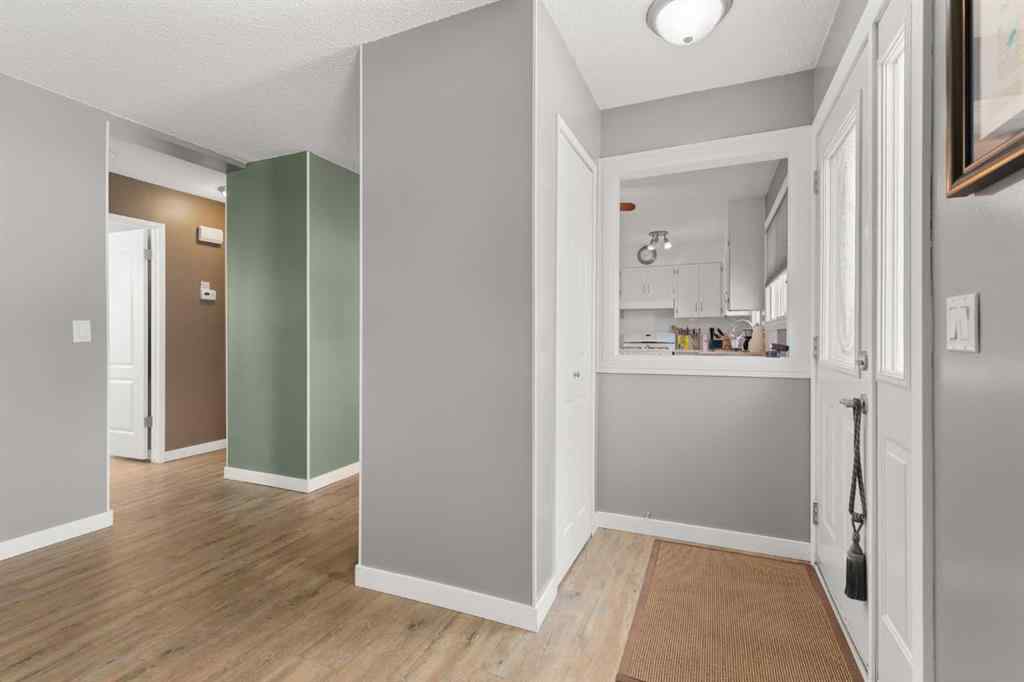 MLS® A2254140 - 429 6 Street SE in NONE Redcliff, Residential