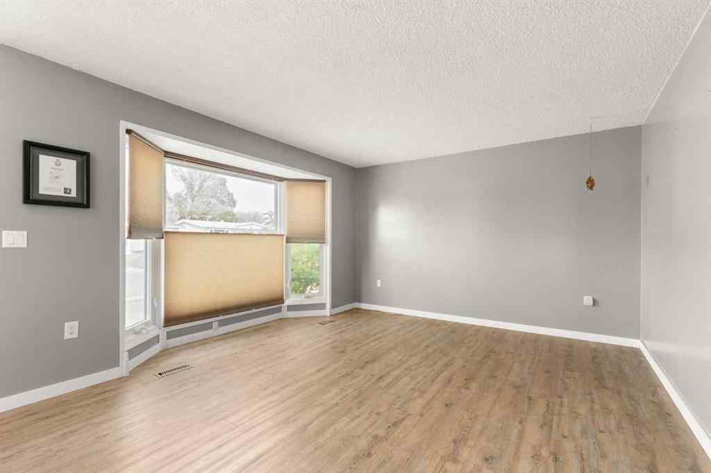 MLS® A2254140 - 429 6 Street SE in NONE Redcliff, Residential
