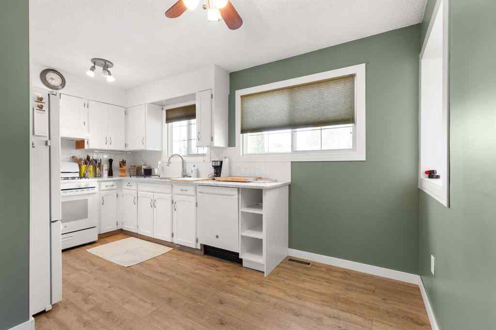 MLS® A2254140 - 429 6 Street SE in NONE Redcliff, Residential