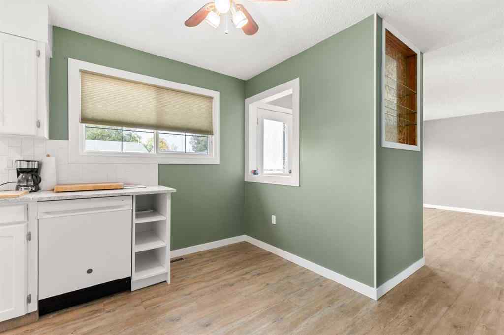 MLS® A2254140 - 429 6 Street SE in NONE Redcliff, Residential