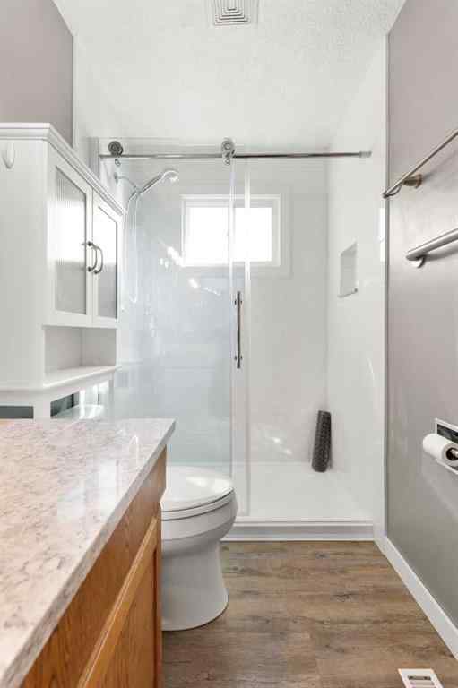 MLS® A2254140 - 429 6 Street SE in NONE Redcliff, Residential