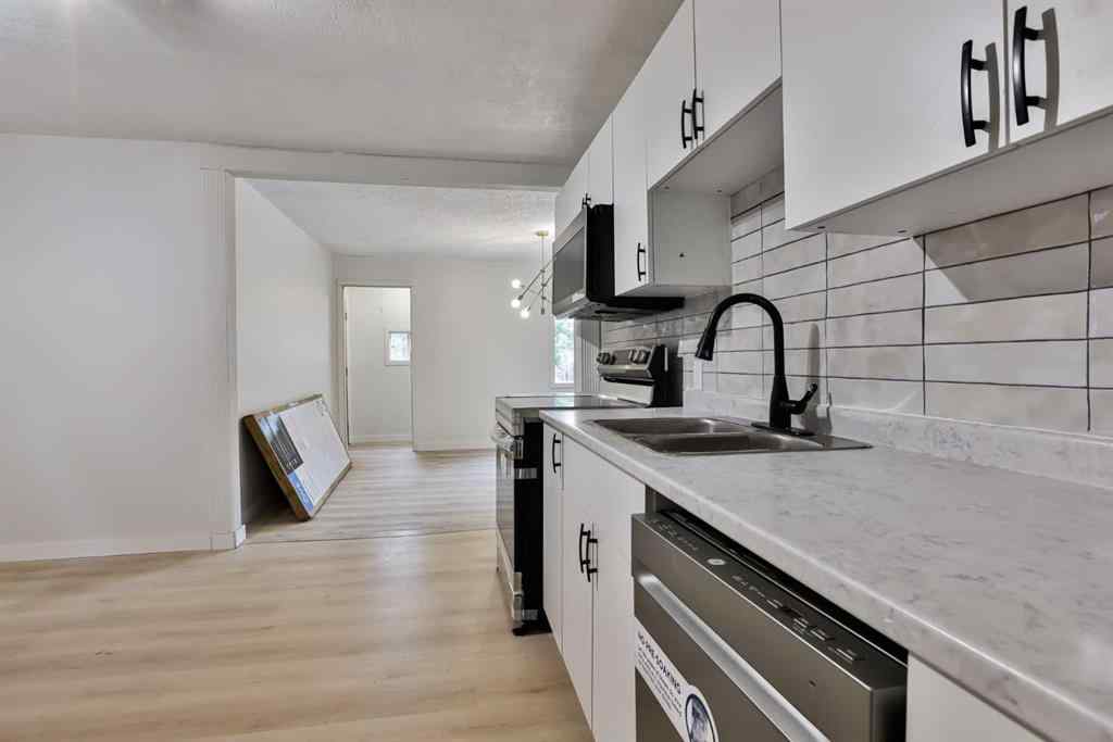 MLS® A2254149 - 1135 12 Street S in Fleetwood Lethbridge, Residential