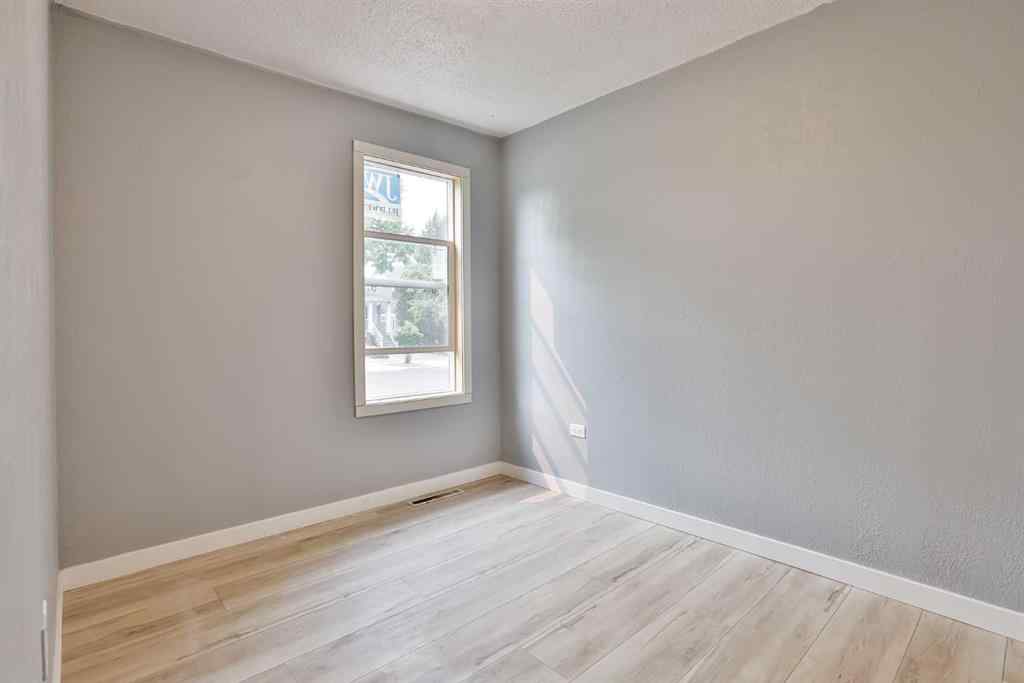 MLS® A2254149 - 1135 12 Street S in Fleetwood Lethbridge, Residential