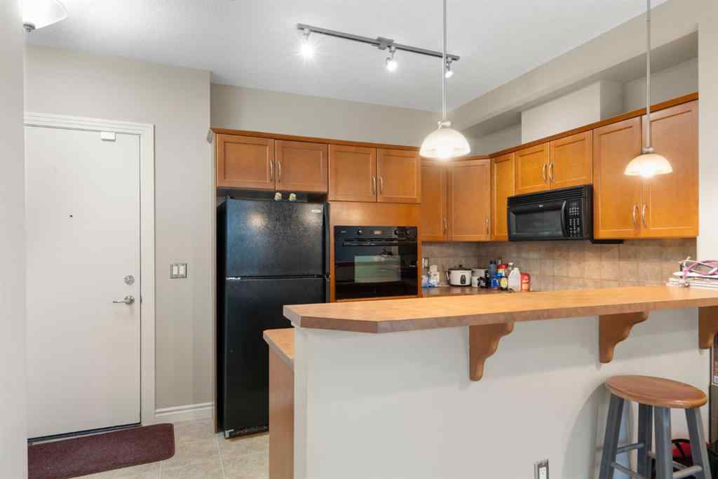 MLS® A2254152 - Unit #204 3111 34 Avenue NW in Varsity Calgary, Residential
