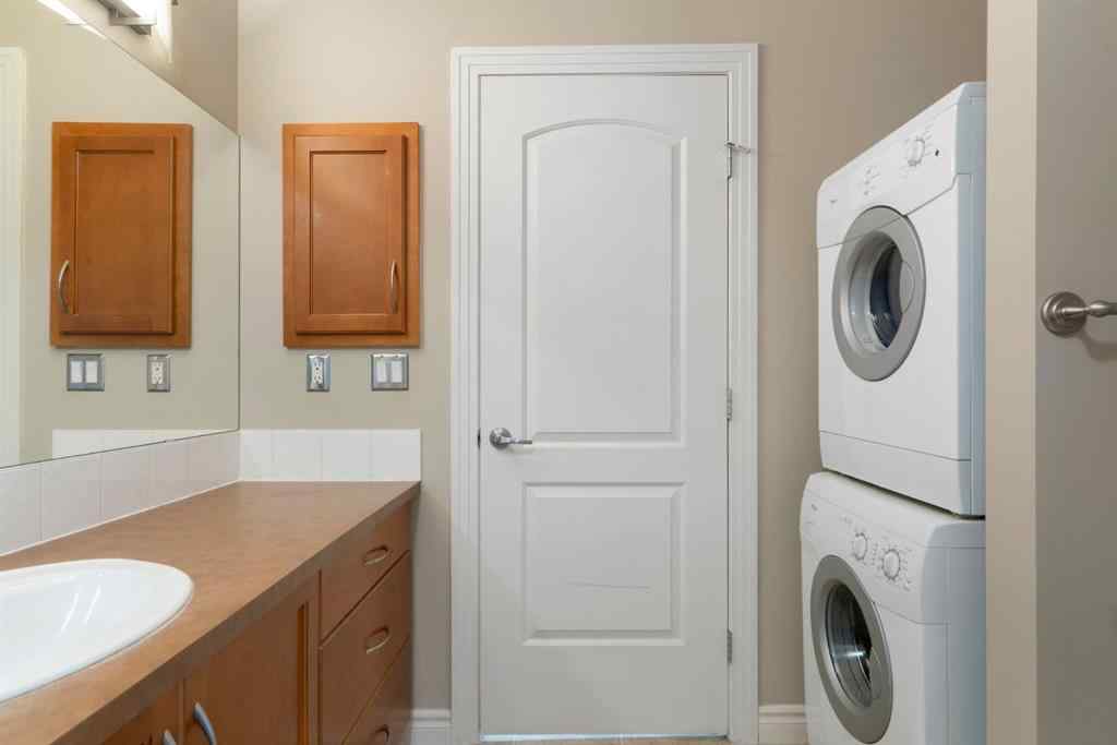 MLS® A2254152 - Unit #204 3111 34 Avenue NW in Varsity Calgary, Residential